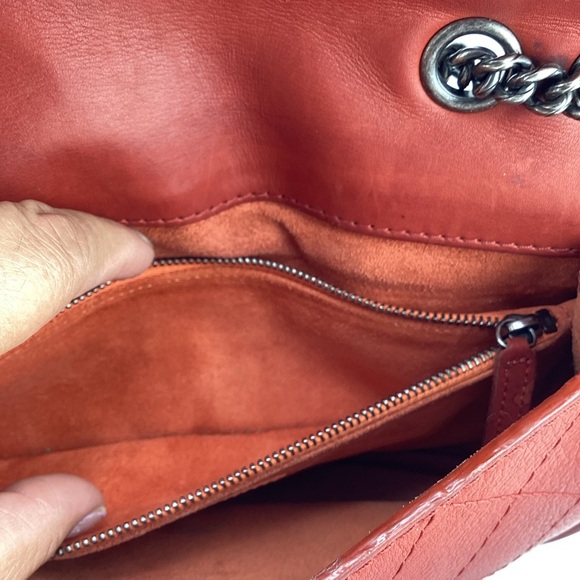 CHANEL Red Quilted Leather Shoulder Bag with Silver Chain - Picture 5 of 8